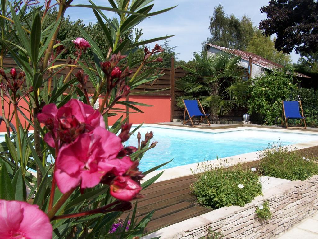 Loire, Chateaux, Et Vignes Onzain Exterior photo